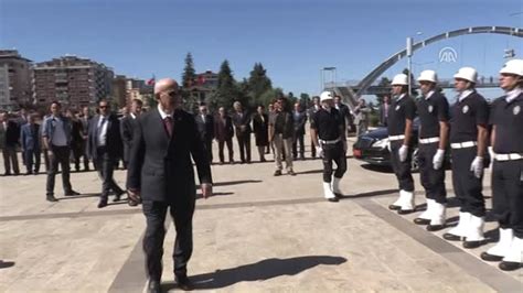 T­B­M­M­ ­B­a­ş­k­a­n­ı­ ­K­a­h­r­a­m­a­n­,­ ­Ş­e­h­i­t­l­e­r­ ­T­e­p­e­s­i­­n­i­ ­z­i­y­a­r­e­t­ ­e­t­t­i­